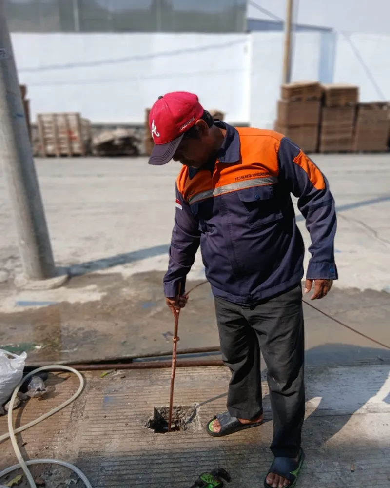 Pasang grounding penangkal petir mudah