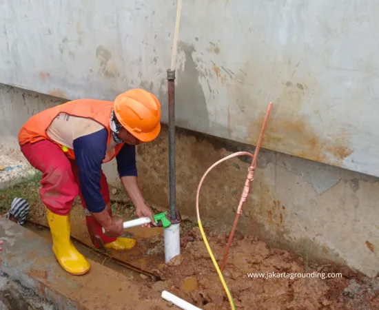 Manfaat Grounding pada instalasi listrik dan penangkal petir